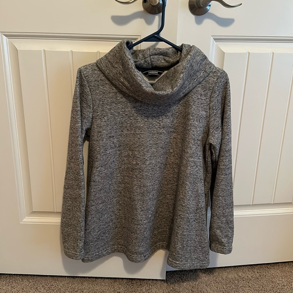 Lands’ End pullover with warm collar. Beautiful grey and so soft